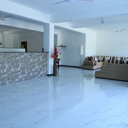 Hikka Regent Hotel Hikkaduwa Exterior foto