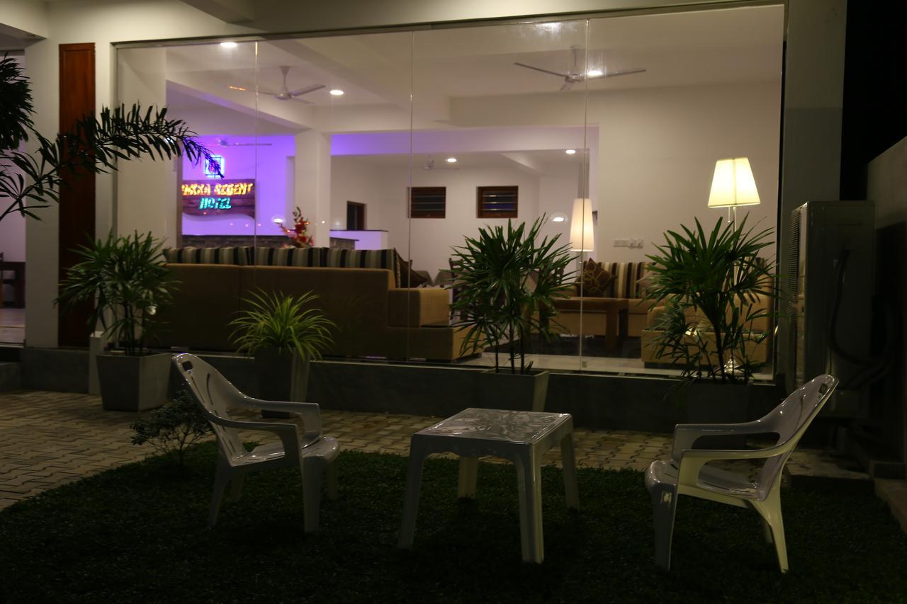 Hikka Regent Hotel Hikkaduwa Exterior foto